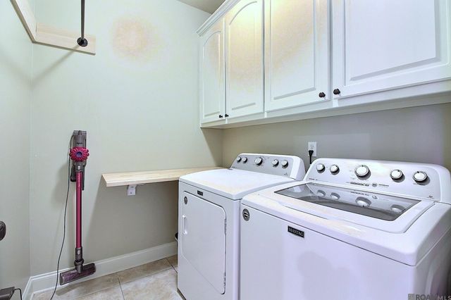 13348 Autumn Run Dr, Walker, LA 70785