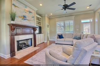 13348 Autumn Run Dr, Walker, LA 70785