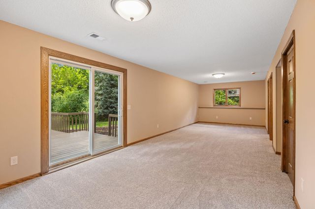 1941 Berkshire Drive, Eagan, MN 55122
