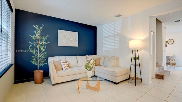 12453 NW 23rd Ct, Miami, FL 33167