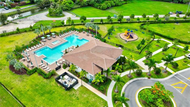 12453 NW 23rd Ct, Miami, FL 33167