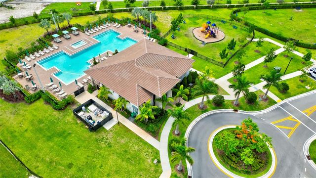 12453 NW 23rd Ct, Miami, FL 33167
