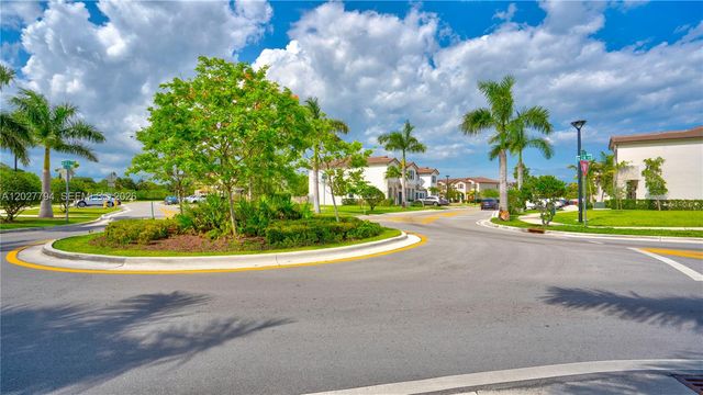 12453 NW 23rd Ct, Miami, FL 33167