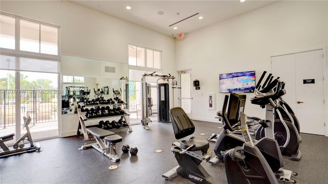 12453 NW 23rd Ct, Miami, FL 33167