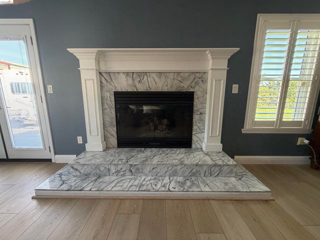 147 Loren Ln, Oakley, CA 94561