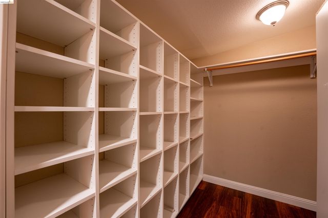 147 Loren Ln, Oakley, CA 94561