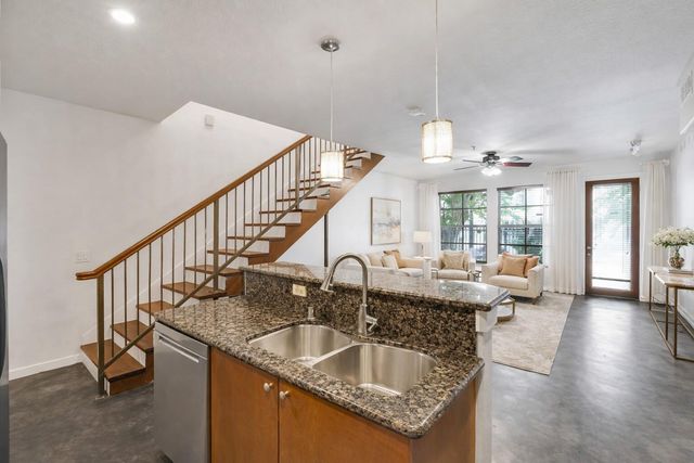 2216 Chenevert Street 6, Houston, TX 77003