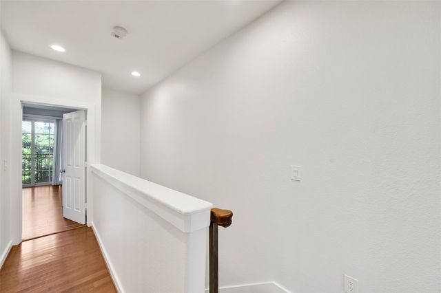 2216 Chenevert Street 6, Houston, TX 77003