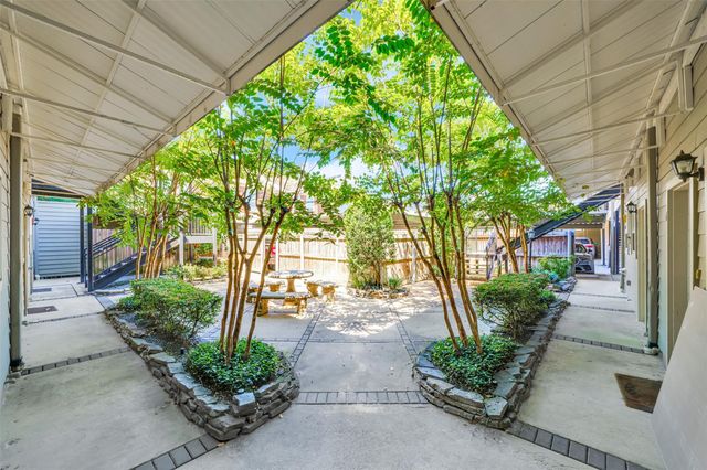 2216 Chenevert Street 6, Houston, TX 77003