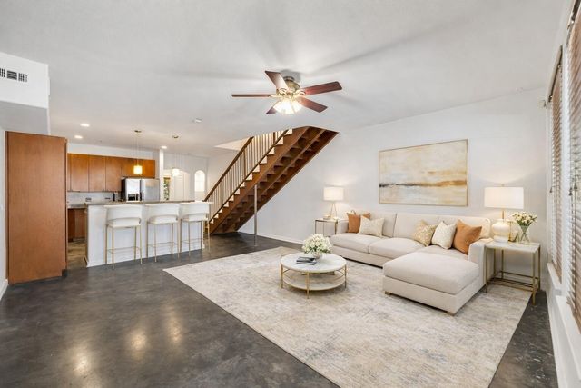 2216 Chenevert Street 6, Houston, TX 77003