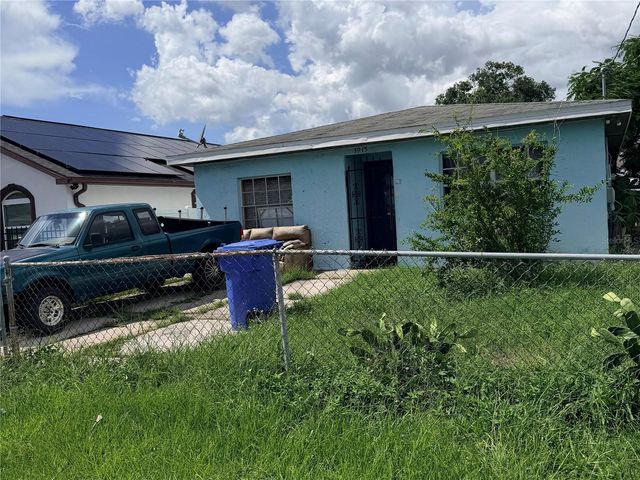 3915 W BROAD STREET, Tampa, FL 33614