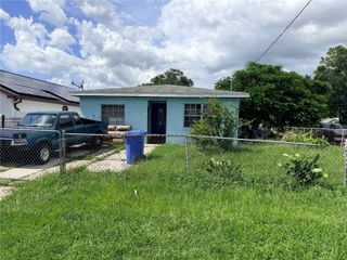 3915 W BROAD STREET, Tampa, FL 33614
