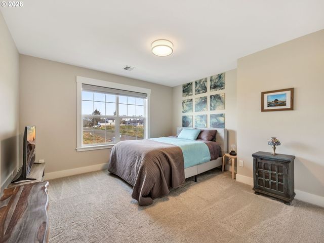 1273 SEABRIGHT Way, Seaside, OR 97138