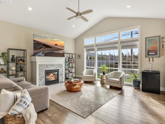 1273 SEABRIGHT Way, Seaside, OR 97138