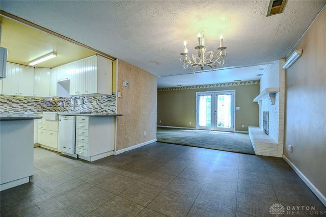 3130 Garvin Road, Dayton, OH 45405