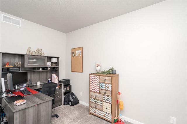 3020 NW Reinhart Drive, Ankeny, IA 50023