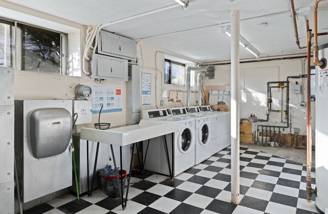 624 Hyde Park Ave D3, Boston, MA 02131