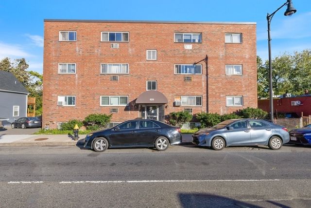 624 Hyde Park Ave D3, Boston, MA 02131