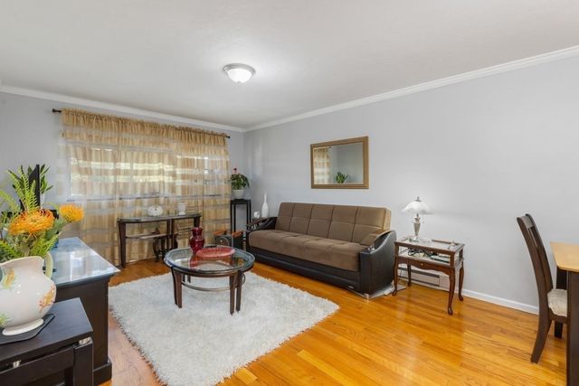 624 Hyde Park Ave D3, Boston, MA 02131
