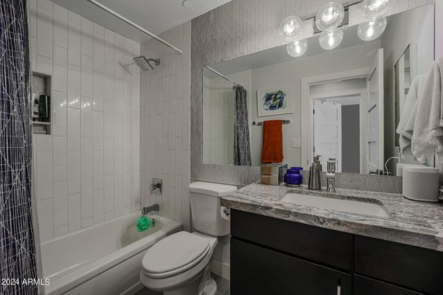 8526 E San Jacinto Drive, Scottsdale, AZ 85258