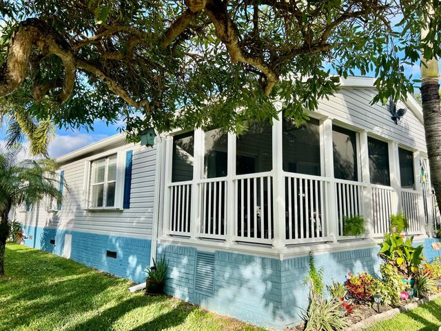 4541 NW 69th St I-08, Coconut Creek, FL 33073