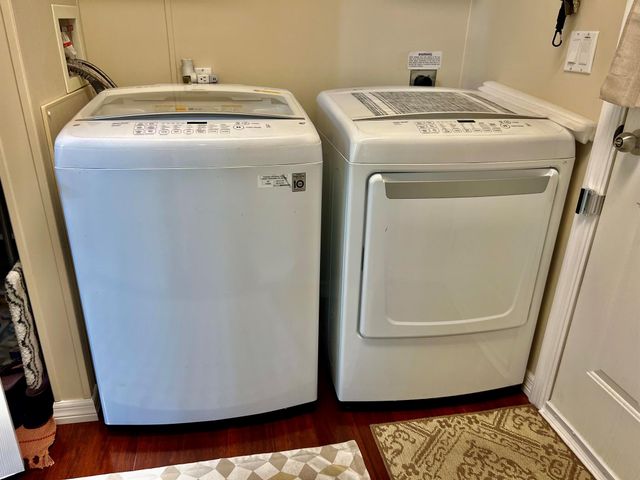 4541 NW 69th St I-08, Coconut Creek, FL 33073