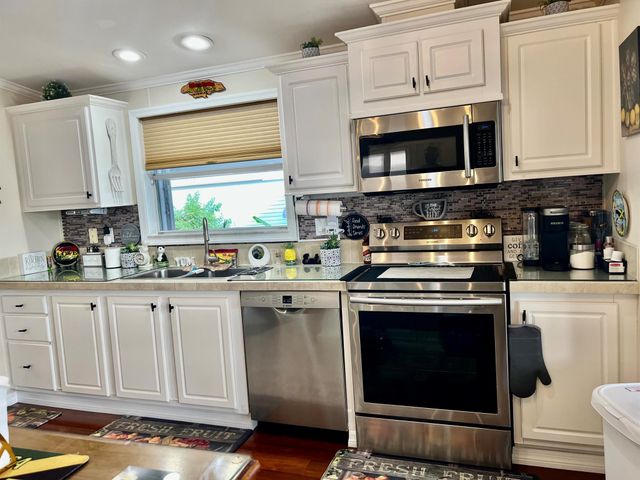 4541 NW 69th St I-08, Coconut Creek, FL 33073