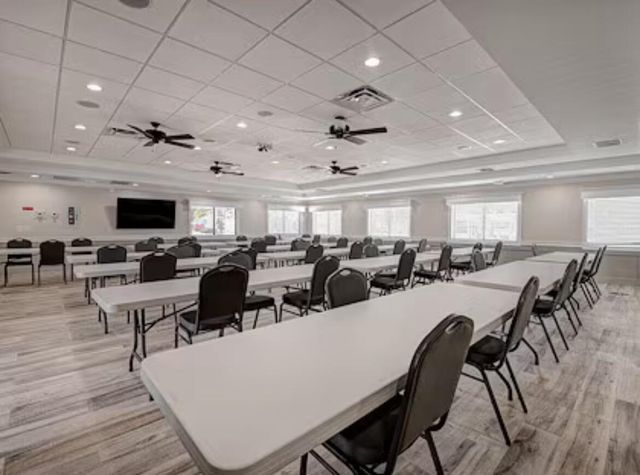 4541 NW 69th St I-08, Coconut Creek, FL 33073