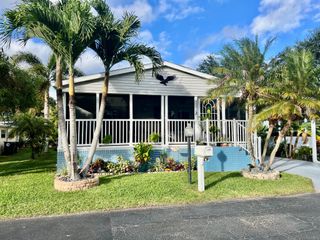 4541 NW 69th St I-08, Coconut Creek, FL 33073