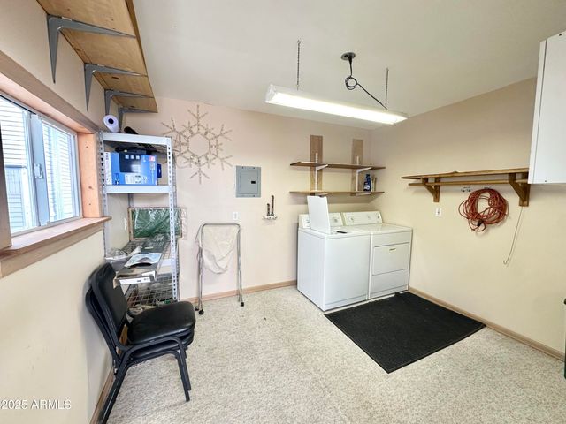 303 S DIAMOND Drive, Apache Junction, AZ 85119