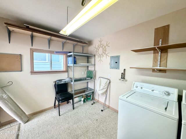 303 S DIAMOND Drive, Apache Junction, AZ 85119