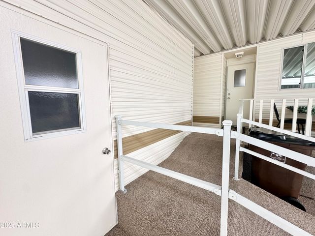 303 S DIAMOND Drive, Apache Junction, AZ 85119