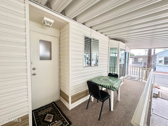 303 S DIAMOND Drive, Apache Junction, AZ 85119