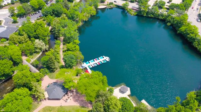 311 North Avenue, Naperville, IL 60540
