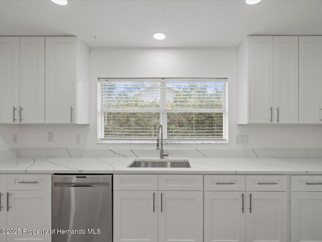 13 Witch Hazel Court, Homosassa, FL 34446