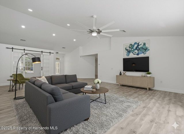 13 Witch Hazel Court, Homosassa, FL 34446