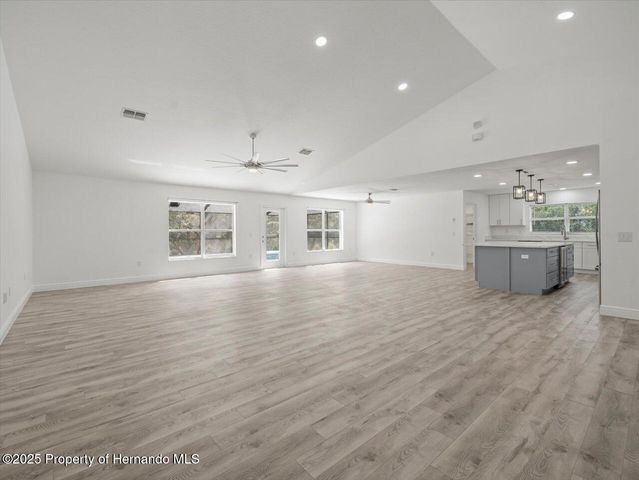 13 Witch Hazel Court, Homosassa, FL 34446