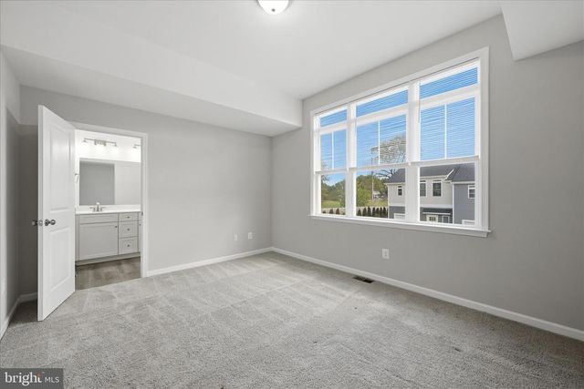 117 CORALYROSE CT, Winchester, VA 22602