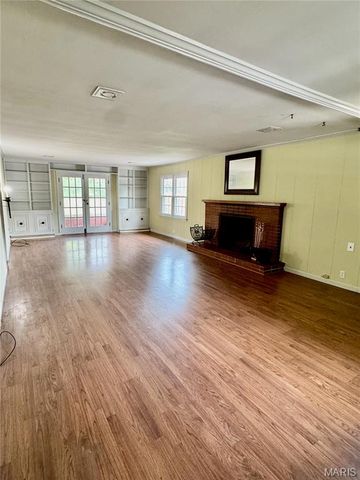 407 Killarney Drive, Greenville, IL 62246