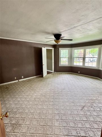 407 Killarney Drive, Greenville, IL 62246