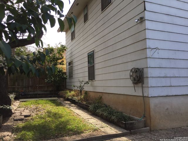 3482 RIVER NORTH DR, San Antonio, TX 78230