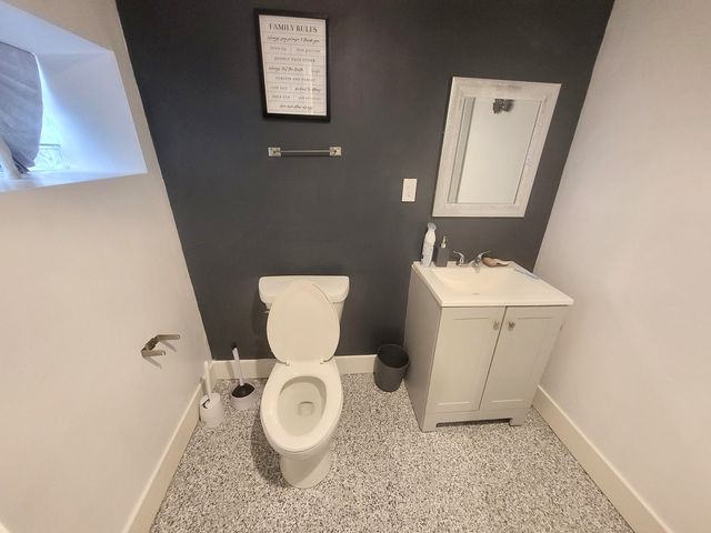 10145 S Perry Avenue, Chicago, IL 60628