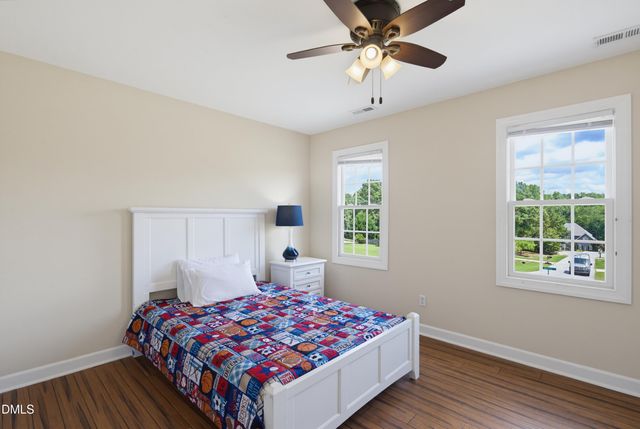 6616 Wavcott Drive, Fuquay Varina, NC 27526