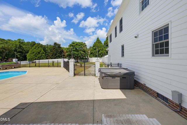 6616 Wavcott Drive, Fuquay Varina, NC 27526