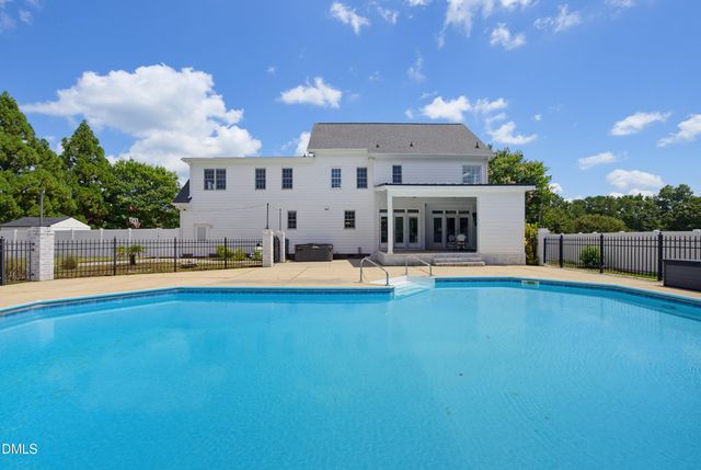 6616 Wavcott Drive, Fuquay Varina, NC 27526