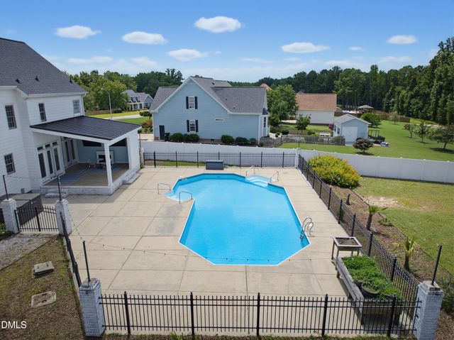 6616 Wavcott Drive, Fuquay Varina, NC 27526