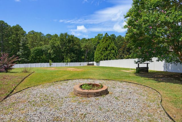 6616 Wavcott Drive, Fuquay Varina, NC 27526
