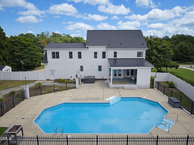 6616 Wavcott Drive, Fuquay Varina, NC 27526