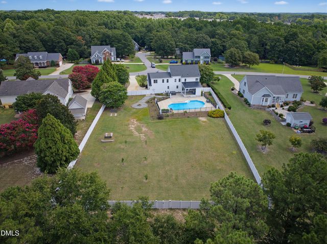6616 Wavcott Drive, Fuquay Varina, NC 27526