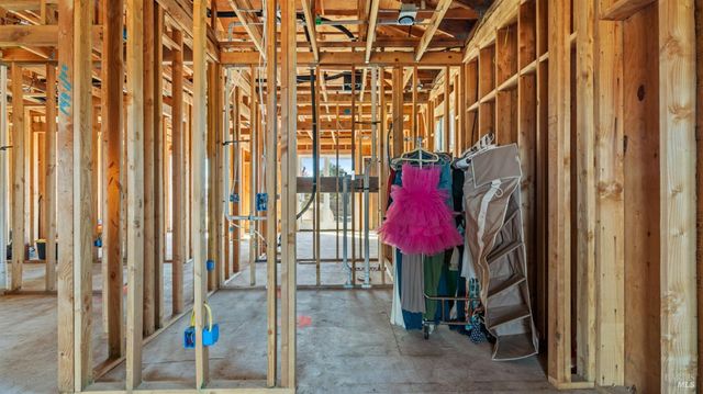 487 Ormsby Ln, Petaluma, CA 94954